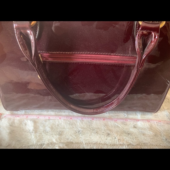Maroon red paten leather purse / tote bag - Picture 7 of 7